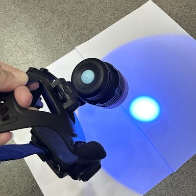 DG-3101S Portable UV-A Helmet Hitam Cahaya 90° Head Adjustable NDT Fluorescent Leak Detection Head Lamp Ultraviolet