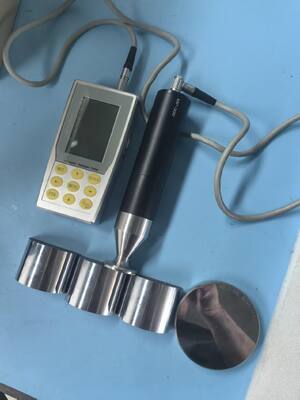 HUH-5E Motorized Probe Ultrasonic Hardness Tester Portable Hardness Testing Machine Mesin pengujian kekerasan portabel