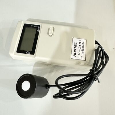 UV-200 Tester Intensitas UV Presisi Tinggi ± 5% Keakuratan Radiometer Ultraviolet Handheld Sanitasi Medis Detektor Radiasi Cahaya UV