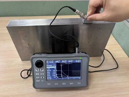 Detektor Cacat Logam Portabel FD-500mini dengan Fungsi DAC/AVG untuk NDT Industri