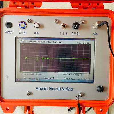 HG-S936L-1 Portable Vibration Data Recorder 1Hz-200Hz Perangkat pengujian getaran saluran tunggal