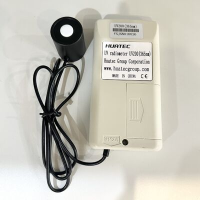 UV-200 Tester Intensitas UV Presisi Tinggi ± 5% Keakuratan Radiometer Ultraviolet Handheld Sanitasi Medis Detektor Radiasi Cahaya UV
